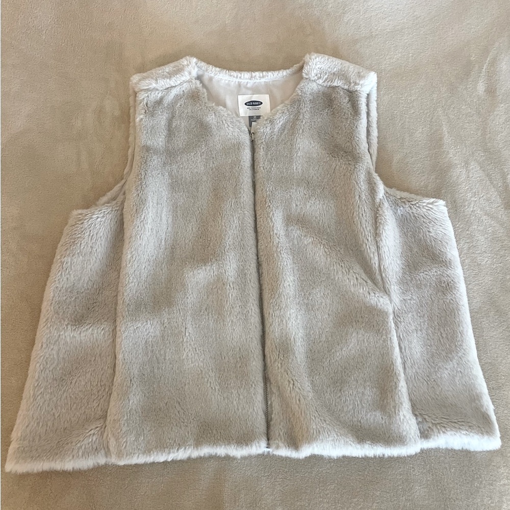Old Navy Zip Faux Fur Vest - Size 2X - Picture 7 of 12